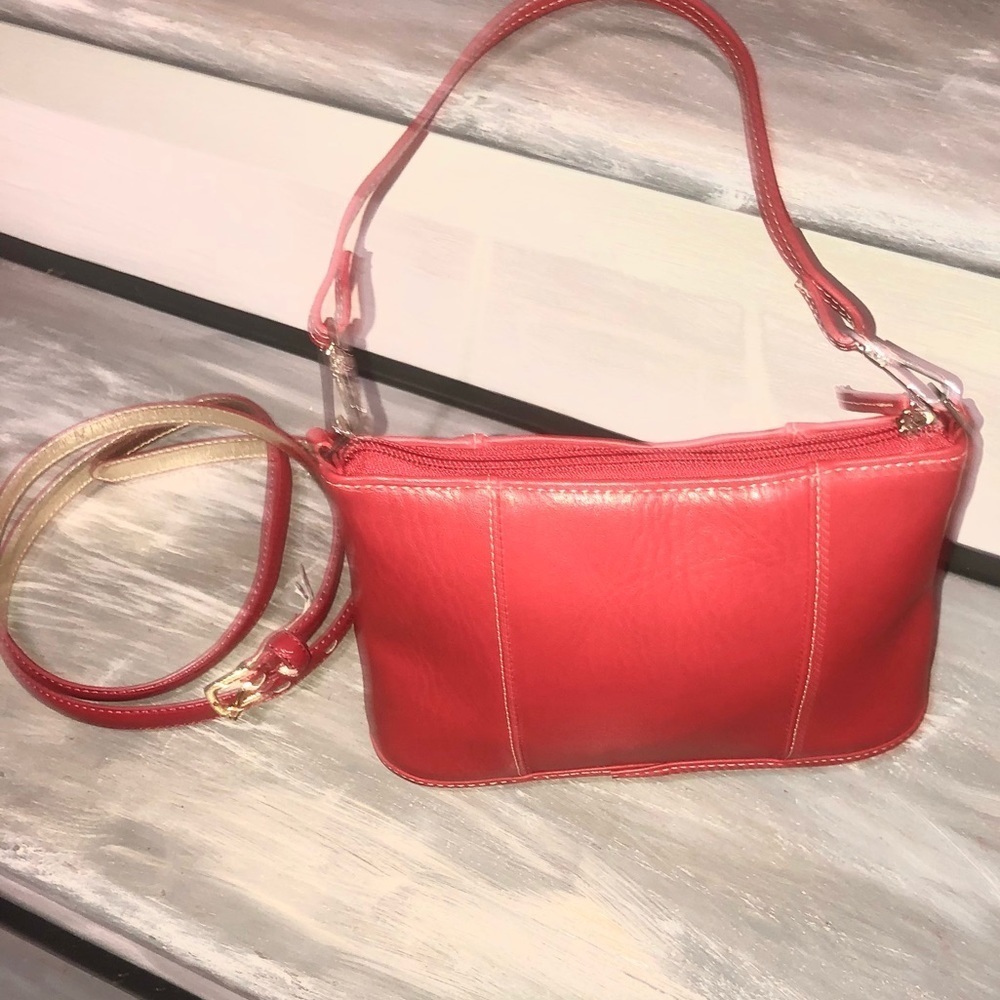 Red Belt XL and Small red purse - Picture 2 of 11